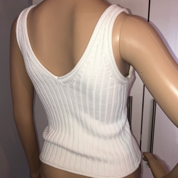 Guess Sweater Vest Top - Picture 2 of 3